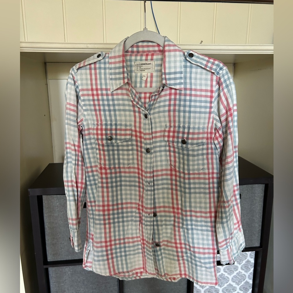 Current/Elliot woman’s plaid button down.